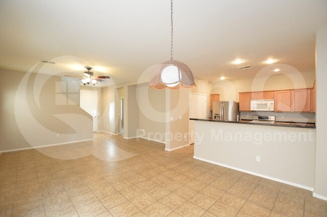 1337 S Joshua Tree Ln in Gilbert, AZ - Building Photo - Building Photo