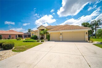 1103 Signature Dr in Sun City Center, FL - Building Photo - Building Photo