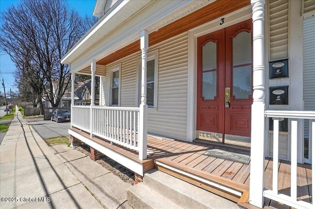 property at 3 Waterbury St