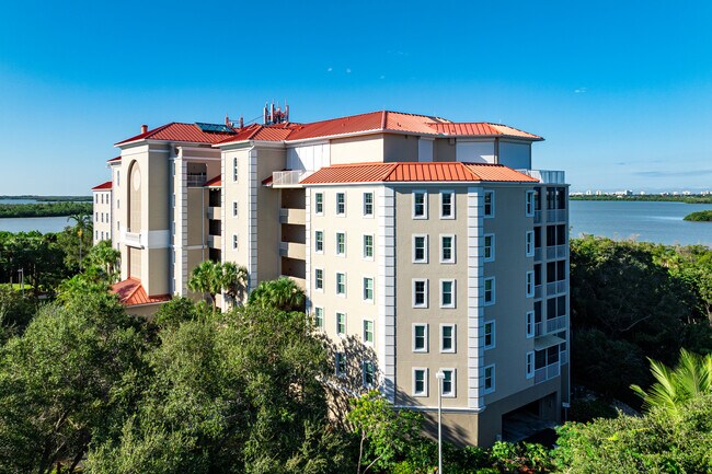 Vintage Bay in Marco Island, FL - Building Photo - Building Photo