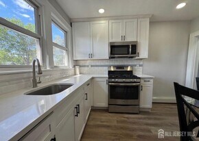 1315 Murray Ave in Plainfield, NJ - Building Photo