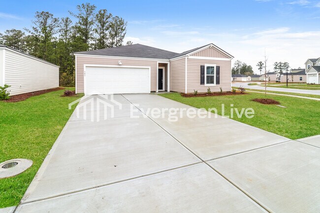 141 Barefoot Dr in Savannah, GA - Building Photo - Building Photo