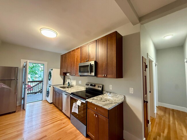 7 Leyden Ave, Unit 2