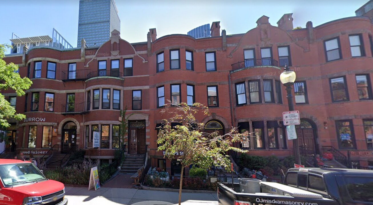 290 Newbury St, Unit RL Photo