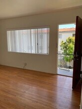 951-951 W 18th St in Los Angeles, CA - Building Photo - Building Photo