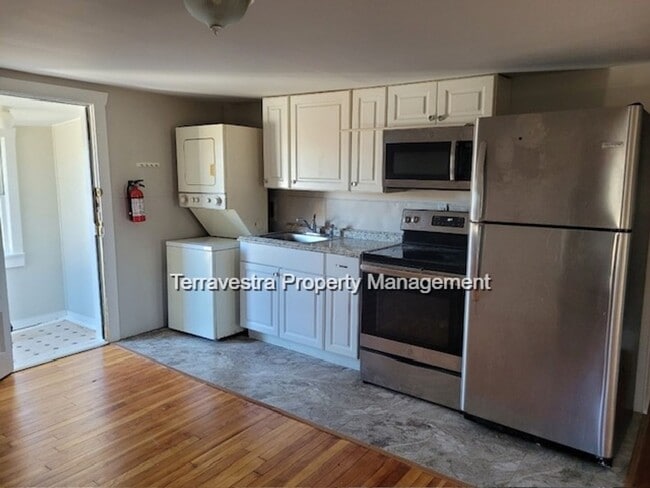 property at 376 S Hook Rd