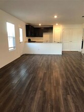 5735 Barbaro Dr in Heartland, TX - Building Photo - Building Photo