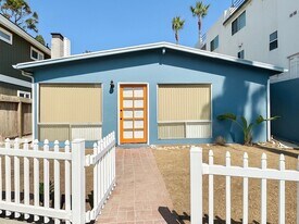 121 Highland Dr in Oxnard, CA - Building Photo