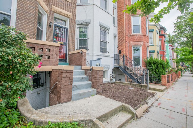 3119 11th St NW, Unit (Unit B) [PM HOLD ALL FUNDS] 04/24] in Washington, DC - Building Photo - Building Photo