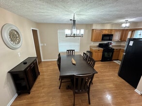 28227 Gladstone St in St. Clair Shores, MI - Building Photo - Building Photo