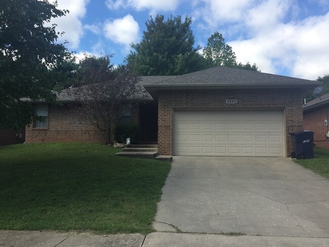 property at 4345 S Roanoke Ave