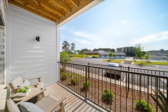 Emblem Mill Road in Mcdonough, GA - Foto de edificio - Building Photo