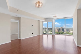 3325 Piedmont Rd NE in Atlanta, GA - Building Photo - Building Photo