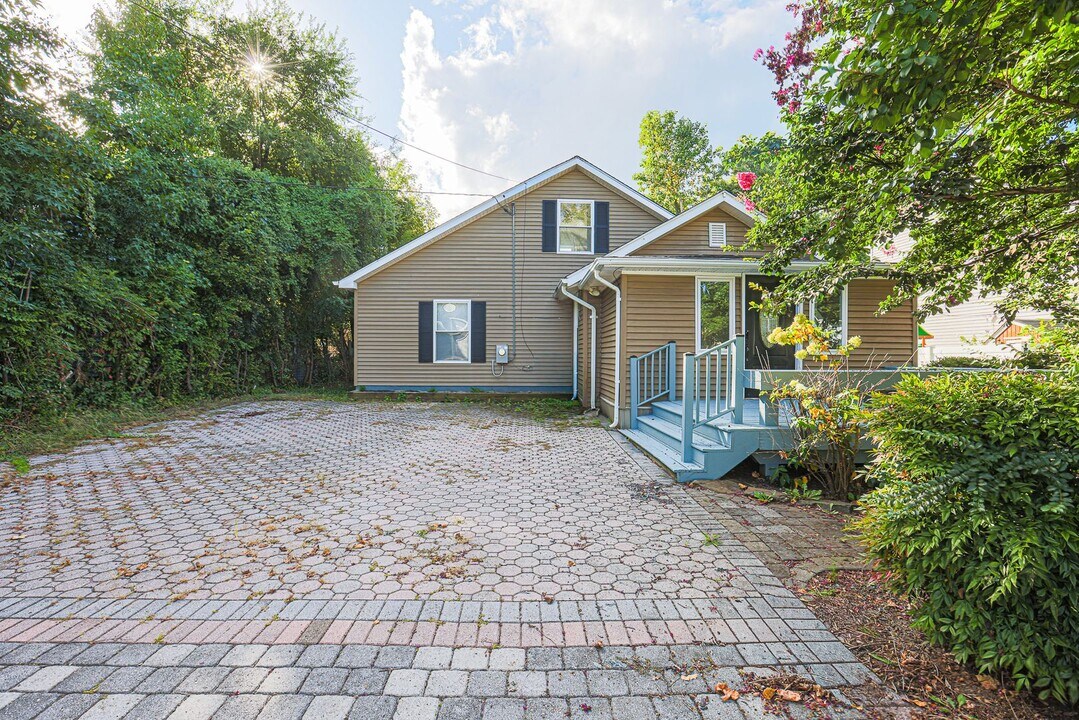 407 Venton Rd in Edgewater, MD - Building Photo