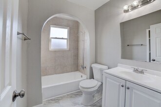 1345 N Lewis Pl in Tulsa, OK - Building Photo - Building Photo