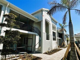 17440 Opal Sand Dr in Venice, FL - Building Photo