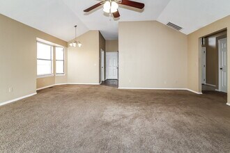 8309 Stonewood Dr in Oklahoma City, OK - Building Photo - Building Photo