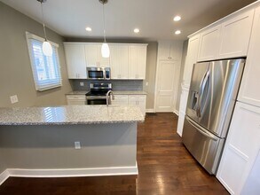 1110 Jaeger St in Columbus, OH - Building Photo - Building Photo