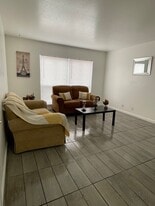 Amistad Villa in Del Rio, TX - Building Photo