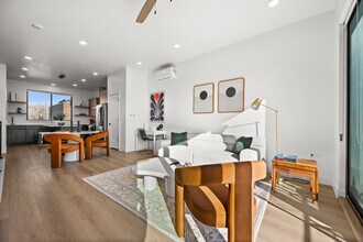 847 S 800 E, Unit 117 in Salt Lake City, UT - Foto de edificio - Building Photo