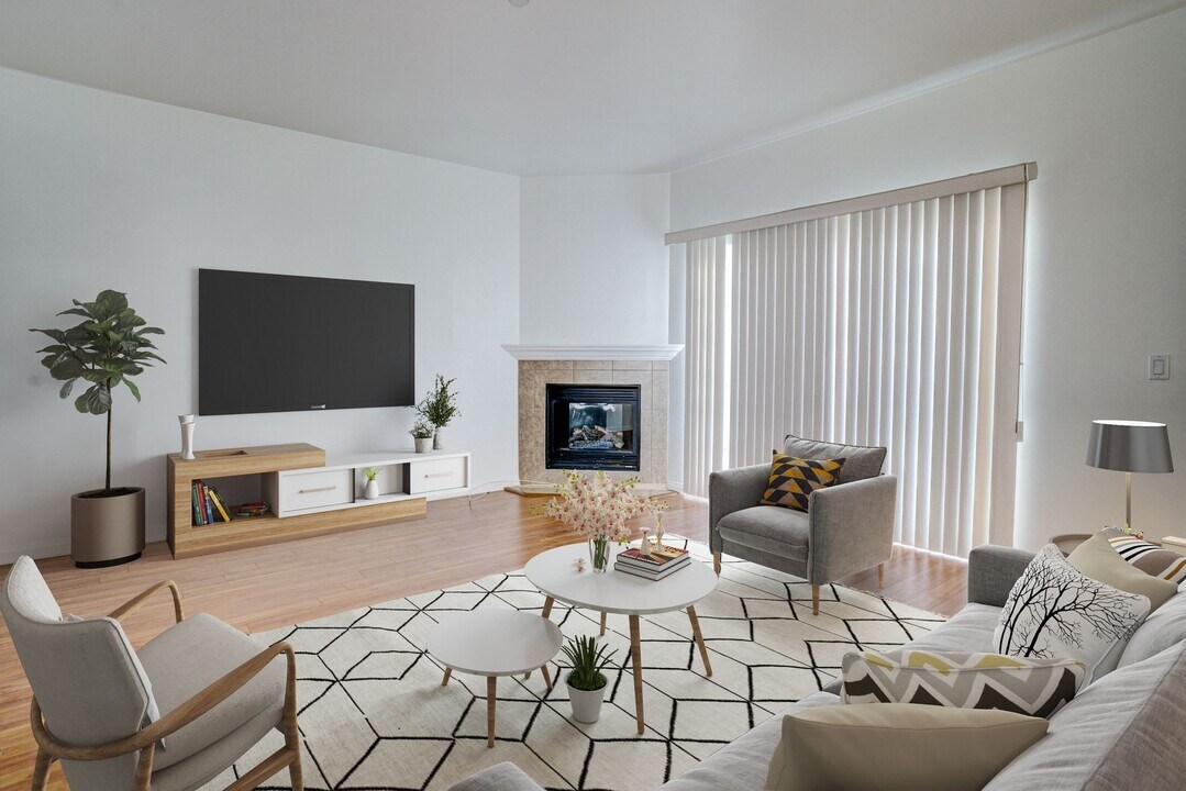 Corinth in Los Angeles, CA - Building Photo