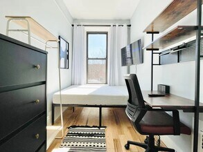 Furnished room/NOT APARTMENT in Brooklyn, NY - Building Photo - Building Photo