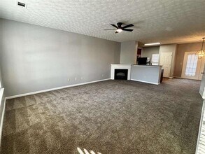 4249 High Park Ln in East Point, GA - Building Photo - Building Photo