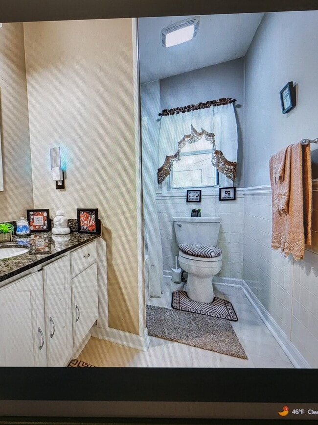 property at 276 E Johnson St