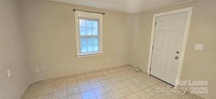 508 Arlington Cir NW in Lenoir, NC - Building Photo - Building Photo