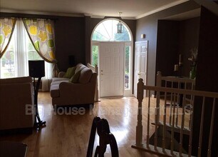 5802 Appleford Dr in Alexandria, VA - Building Photo - Building Photo