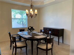 6821 Ascot Dr in Naples, FL - Foto de edificio - Building Photo