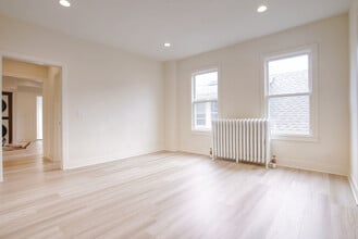 418 Ridge Rd in Wilmette, IL - Building Photo - Building Photo