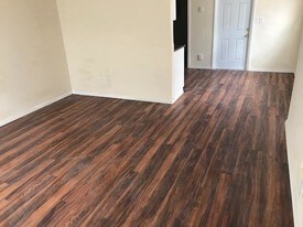 5198 Eadie Pl in West Palm Beach, FL - Building Photo