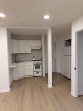 5494 Express Dr S, Unit 1 in Holtsville, NY - Building Photo - Building Photo