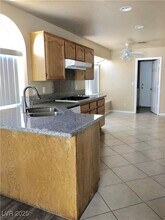 1529 Imperial Cup Dr in Las Vegas, NV - Building Photo - Building Photo