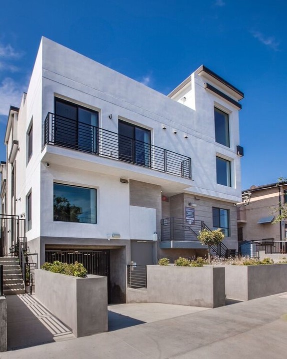 One Bedroom Townhome in Silver Lake in Los Angeles, CA - Foto de edificio