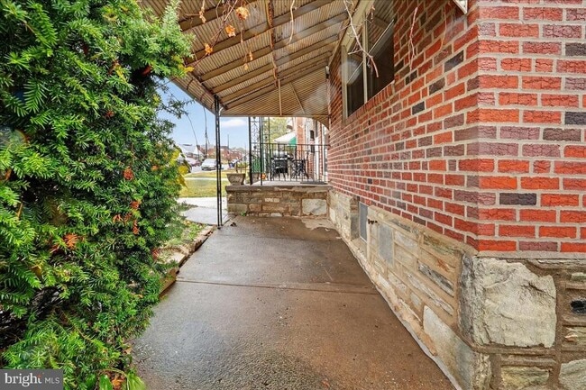 825 Solly Ave in Philadelphia, PA - Building Photo - Building Photo