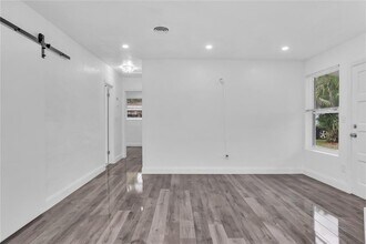 6661 McKinley St in Hollywood, FL - Building Photo - Building Photo