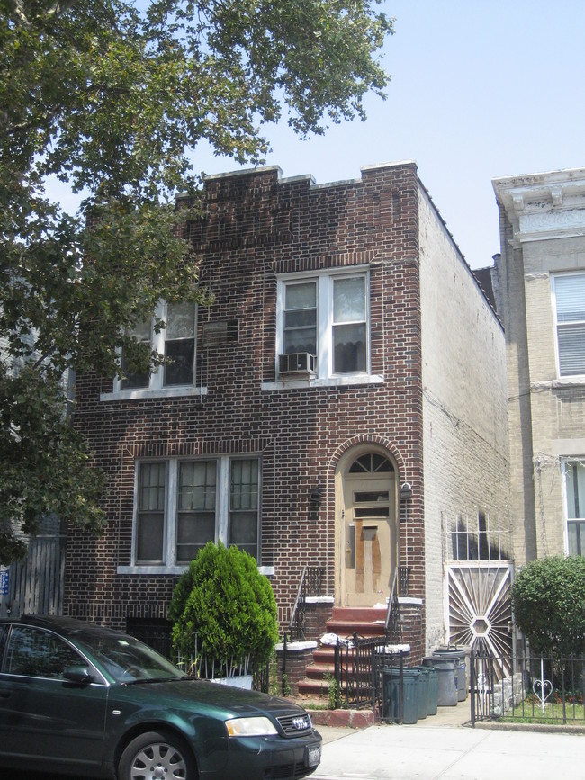 1347 40th St in Brooklyn, NY - Building Photo - Building Photo