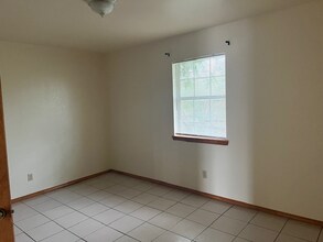 1000 Wild Rose Ln in Brownsville, TX - Building Photo - Building Photo
