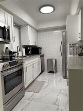 10 NW 87th Ave in Miami, FL - Building Photo - Building Photo