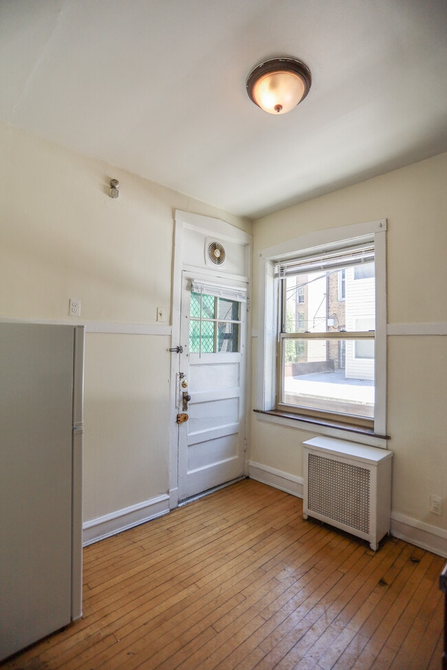 7714 N Sheridan Rd, Unit #2N in Chicago, IL - Foto de edificio - Building Photo