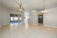 7241 Mardell Ct in Orlando, FL - Foto de edificio - Building Photo