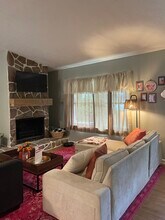 130 Oliver Cir in Athens, GA - Building Photo - Building Photo