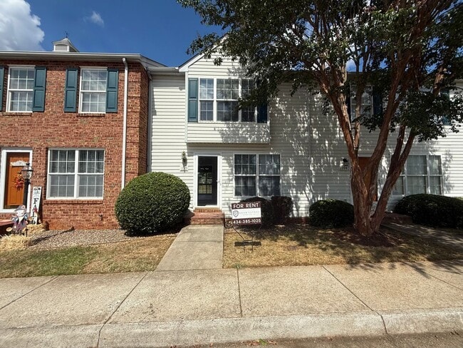 property at 190 Mulberry Cir