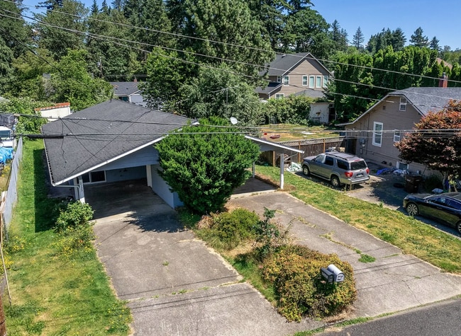 property at 2533 G St