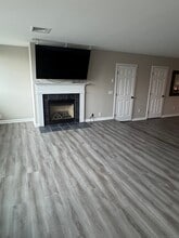255 Cherry St in Milford, CT - Foto de edificio - Building Photo