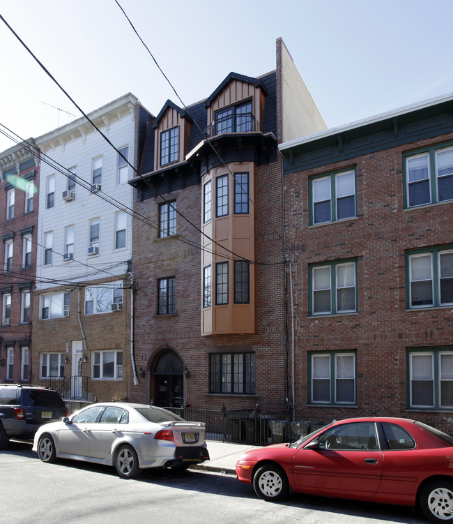 608 JEFFERSON St in Hoboken, NJ - Building Photo - Building Photo