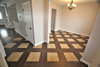 5978 McCotter Rd in Dublin, OH - Building Photo - Building Photo