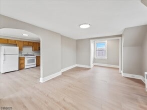 109 Division Ave in Garfield, NJ - Building Photo - Building Photo